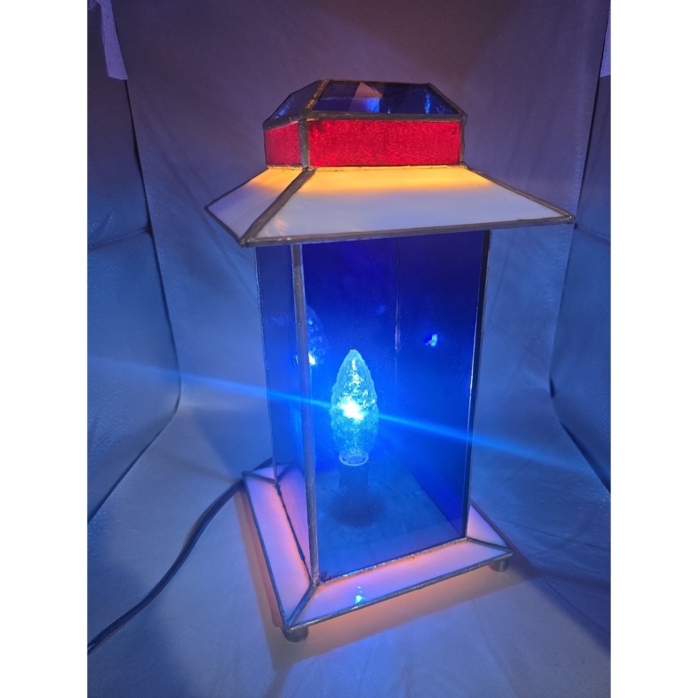 Handmade Stained Glass Table Lamp